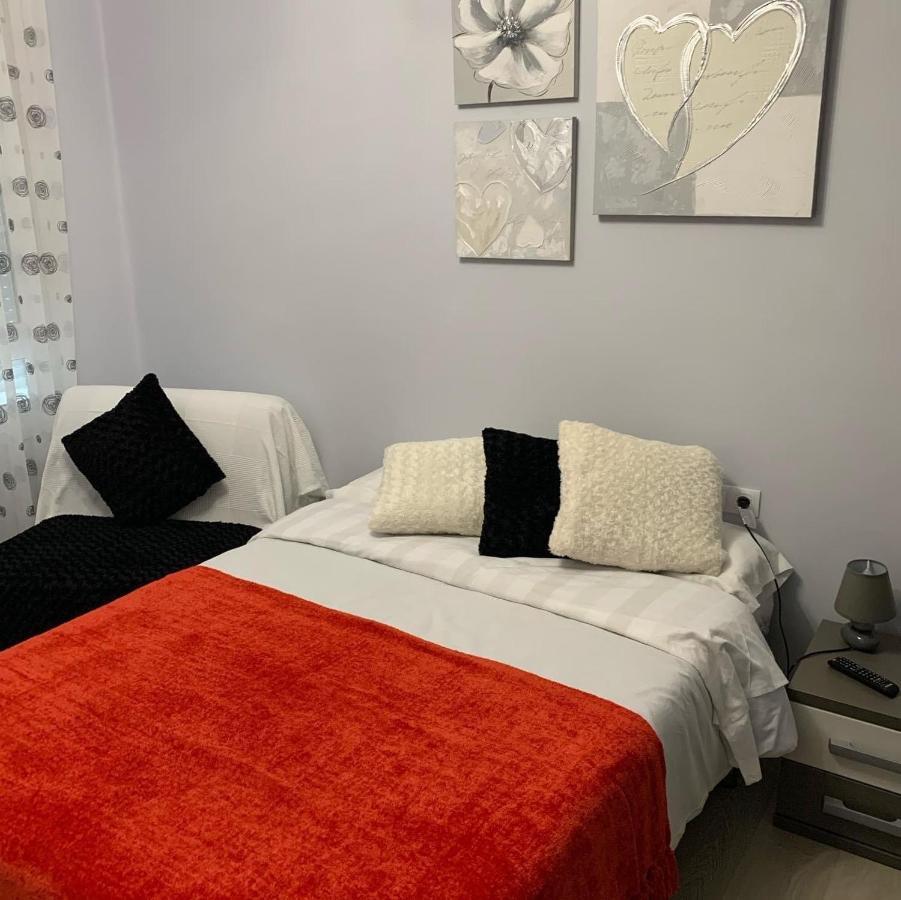 La Rosa Azul Rooms Ponferrada Eksteriør billede