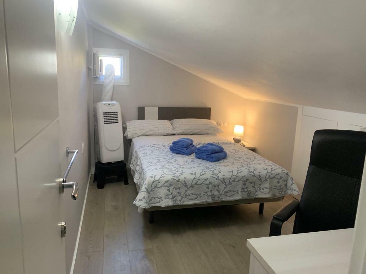 La Rosa Azul Rooms Ponferrada Eksteriør billede